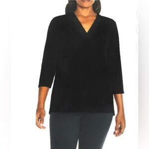 Banana Republic Women's V-Neck 3/4 Sleeve Lightweight Stretch Top, Black Size S